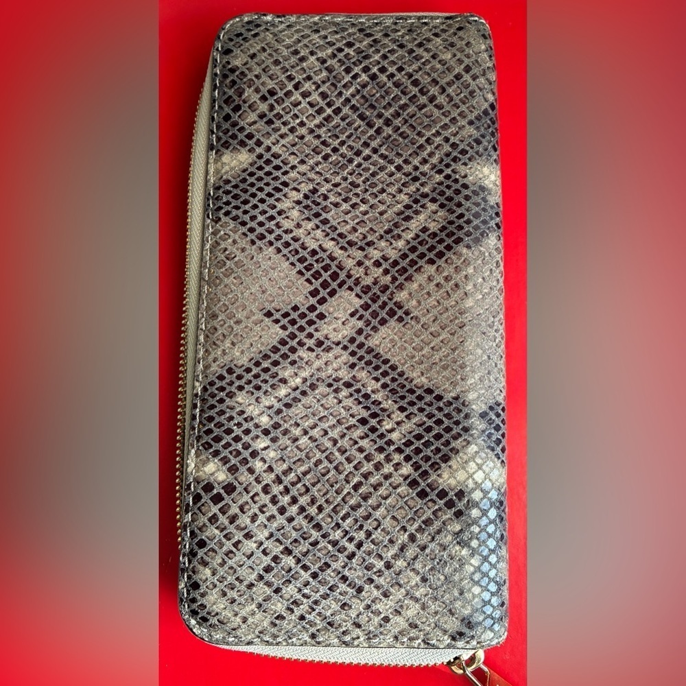 Michael Kors Silver Snake-Print Zip Wallet with Gold Plate - Picture 7 of 14